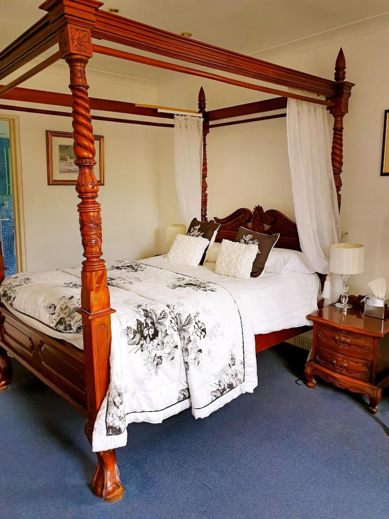 The Crown House - Oda