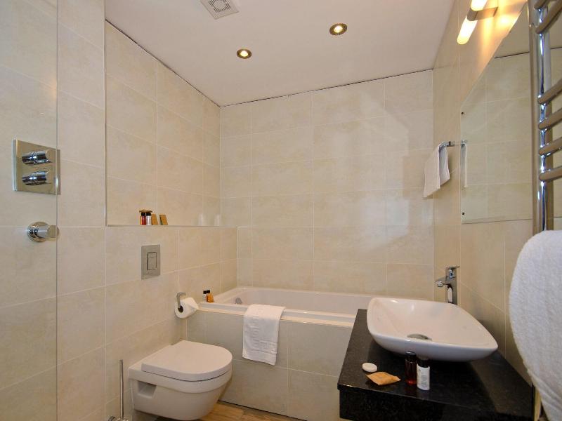 The Kinmel Manor Hotel - Oda