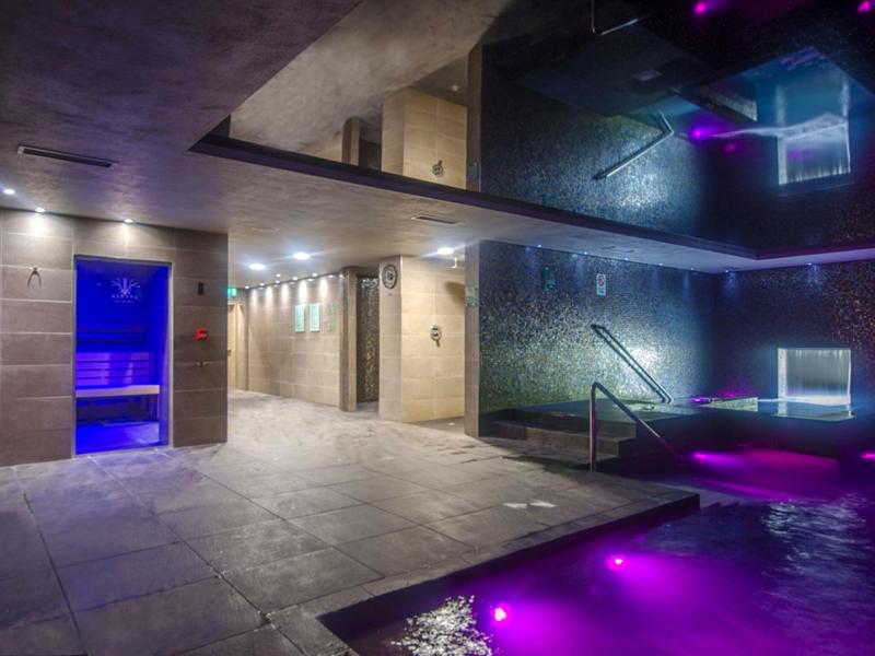 The Kinmel Manor Hotel - Havuz