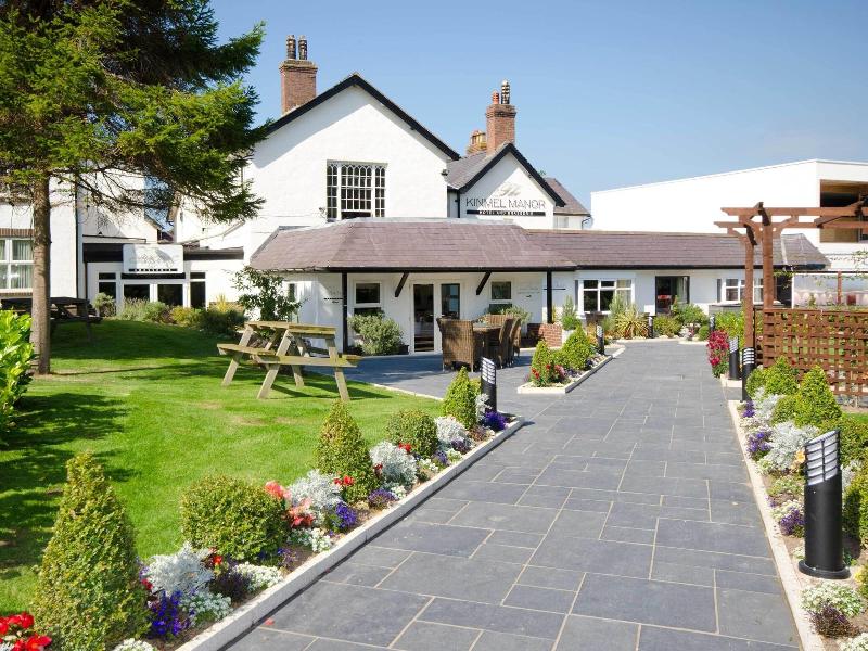 The Kinmel Manor Hotel - Teras