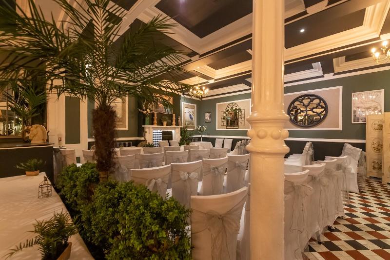 The Royal Hotel - Lobi