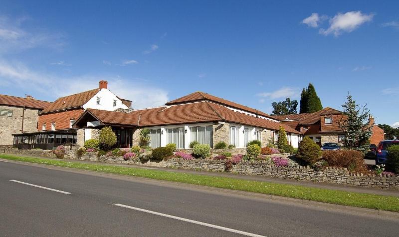 Almondsbury Interchange Hotel - Genel