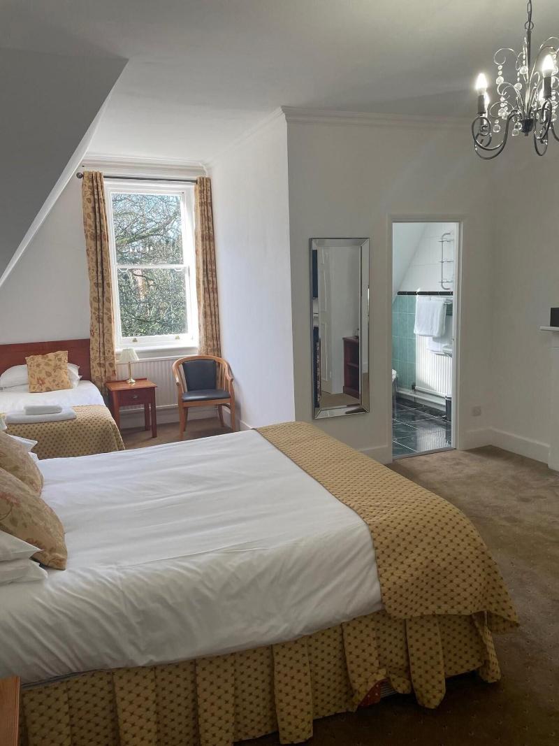 Ebury Hotel - Lobi