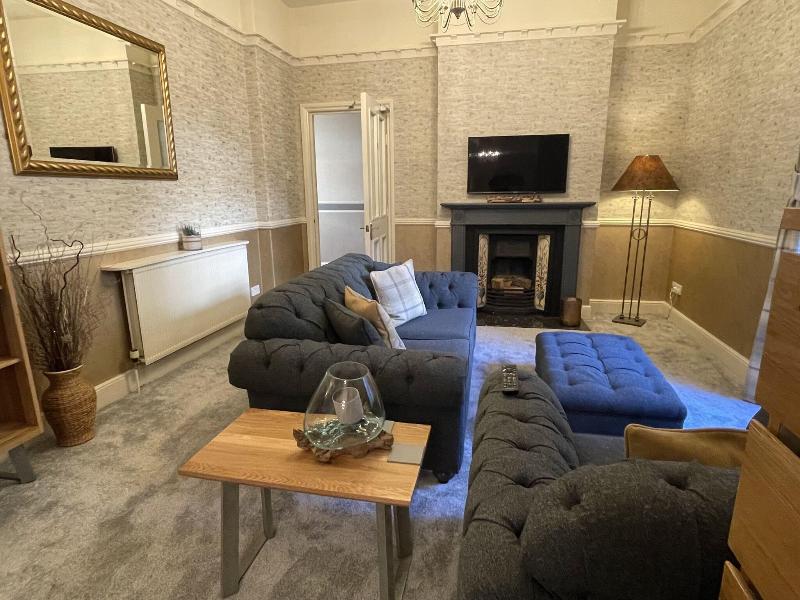 Lynton House - Lobi