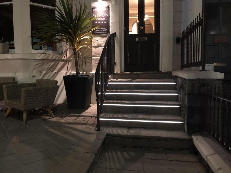Lynton House - Genel