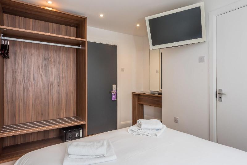 Number 10 Hotel - Oda