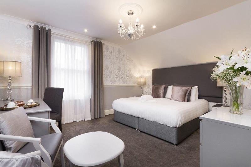 Lincoln House Hotel - Oda