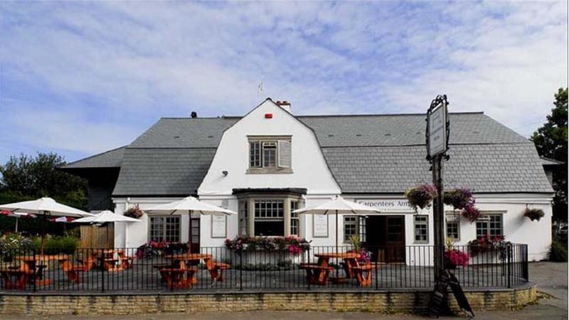 The Carpenters Arms - Genel