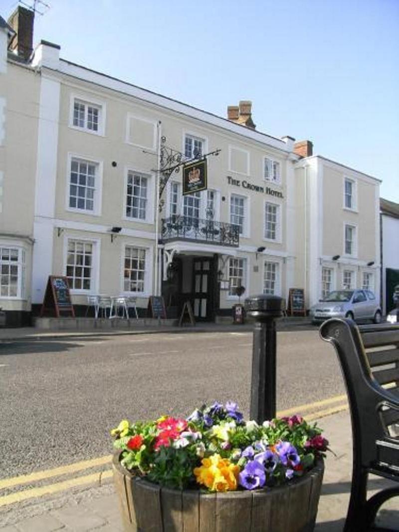 Crown Hotel Brackley - Genel