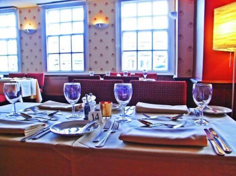 Crown Hotel Brackley - Restoran