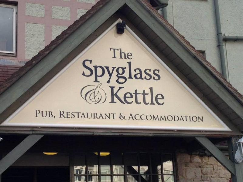Spyglass and Kettle - Genel