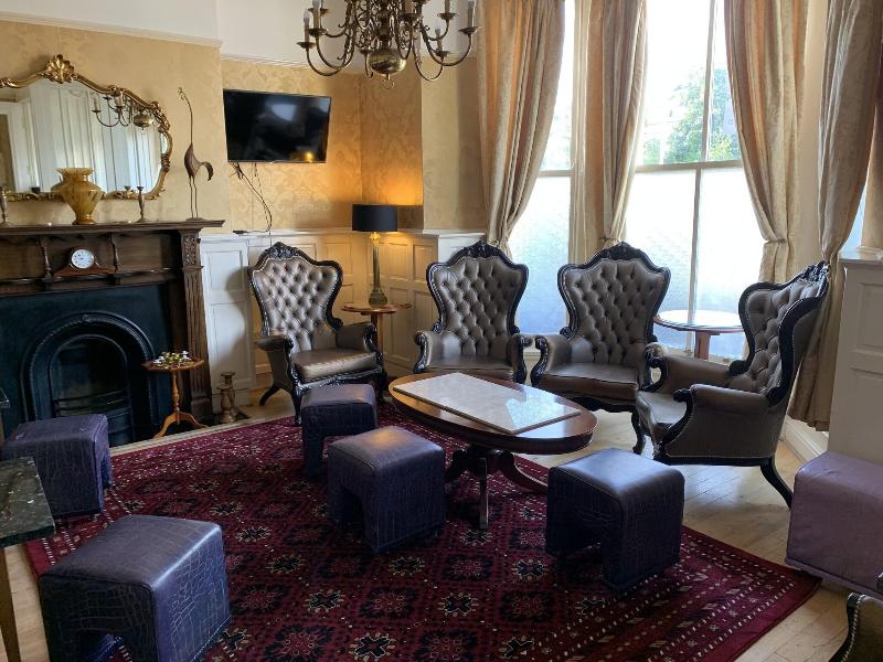 Beech Mount Hotel - Lobi