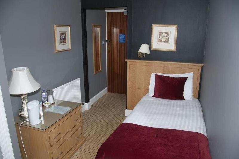 Moreig Hotel - Oda