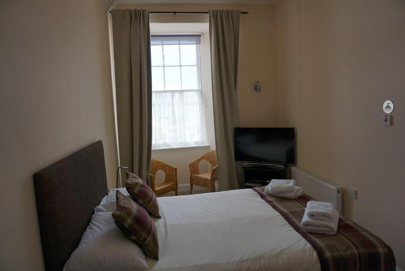 The Kelvin Hotel - Oda