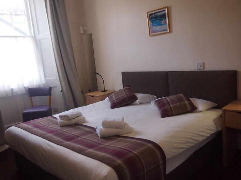 The Kelvin Hotel - Oda