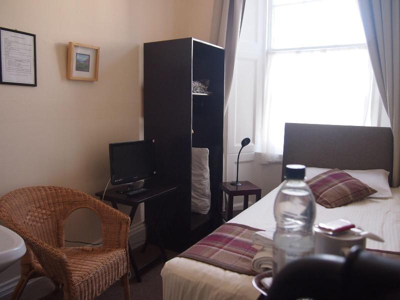 The Kelvin Hotel - Oda