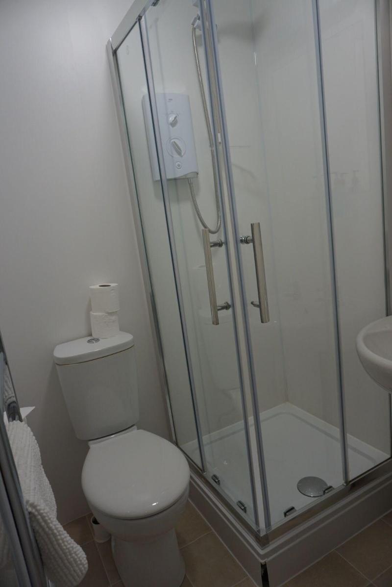 The Kelvin Hotel - Oda