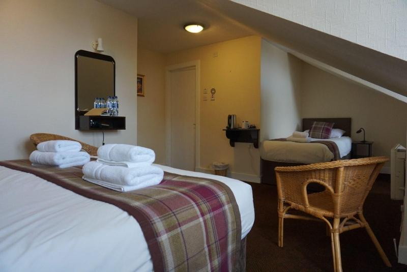 The Kelvin Hotel - Oda