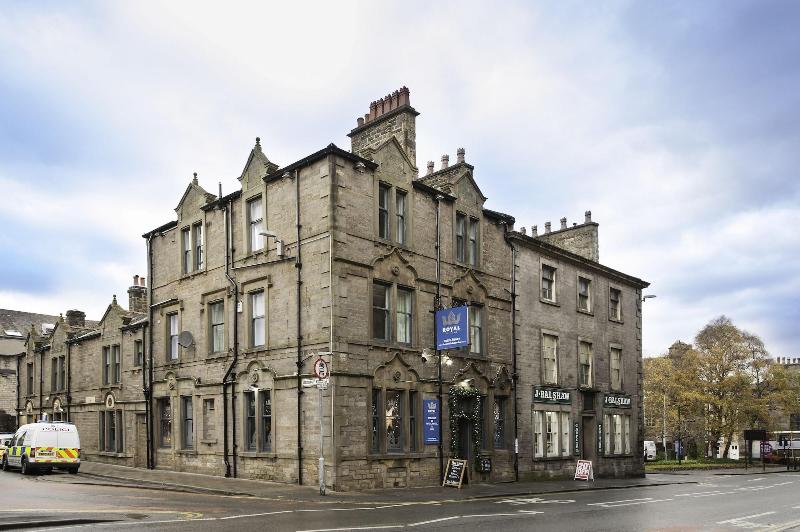 The Royal Hotel (latinos) - Genel
