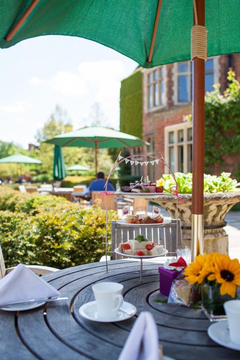 Warren House - Oda