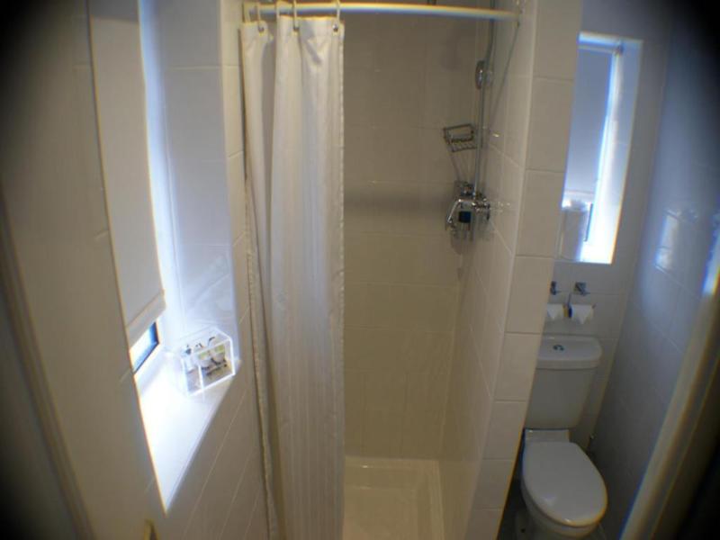 Clifton Court Hotel - Oda