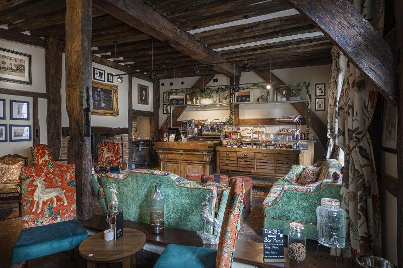 The White Horse Hotel   Brasserie - Bar