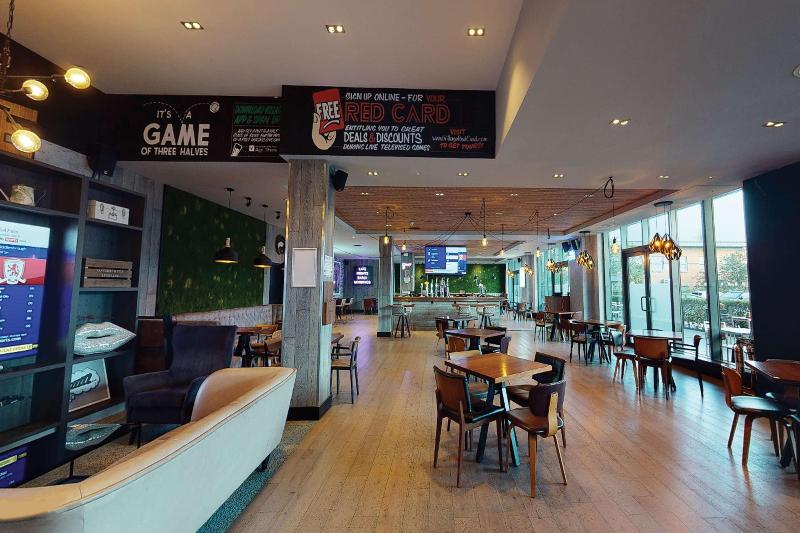 Village Hotel London Watford - Bar