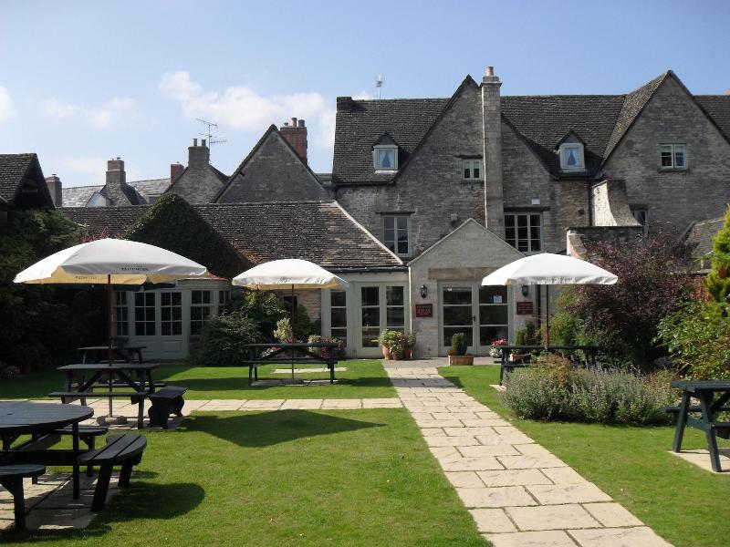 Corinium Hotel   Restaurant - Oda