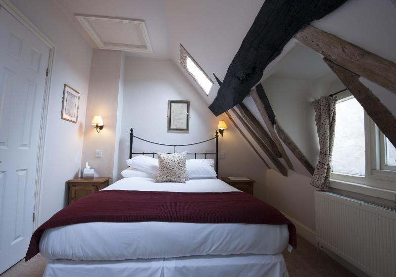 Corinium Hotel   Restaurant - Oda