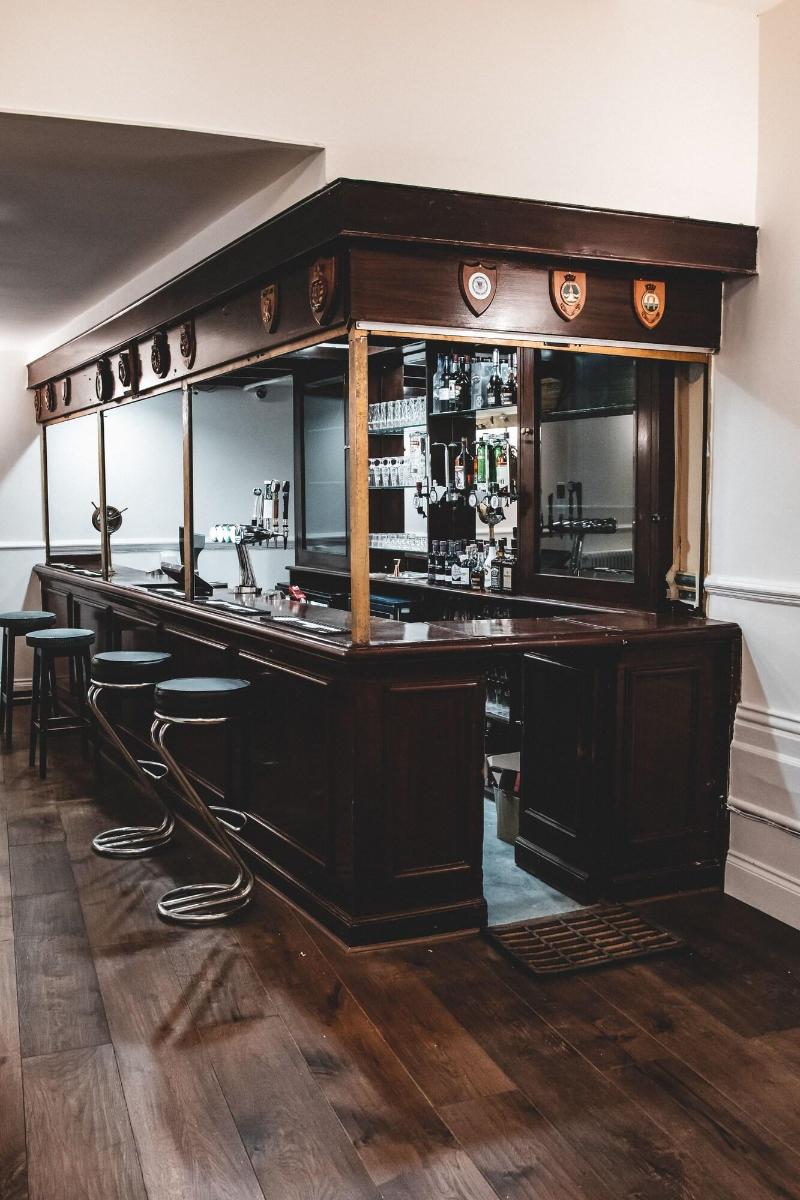 Keppels Head Hotel - Bar