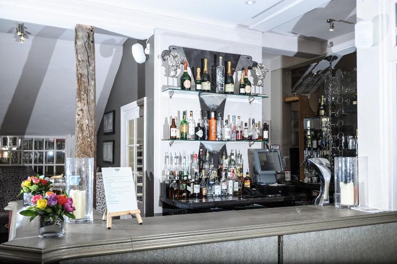 The Spread Eagle Hotel - Thame - Bar