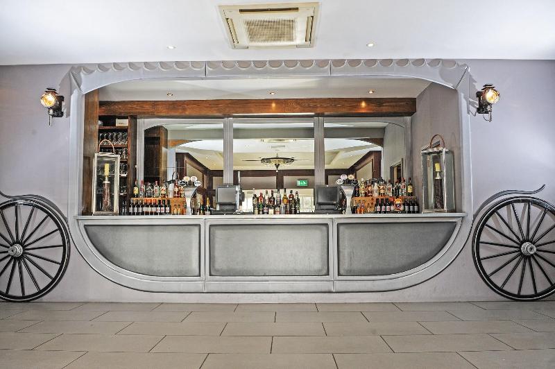 The Spread Eagle Hotel - Thame - Bar