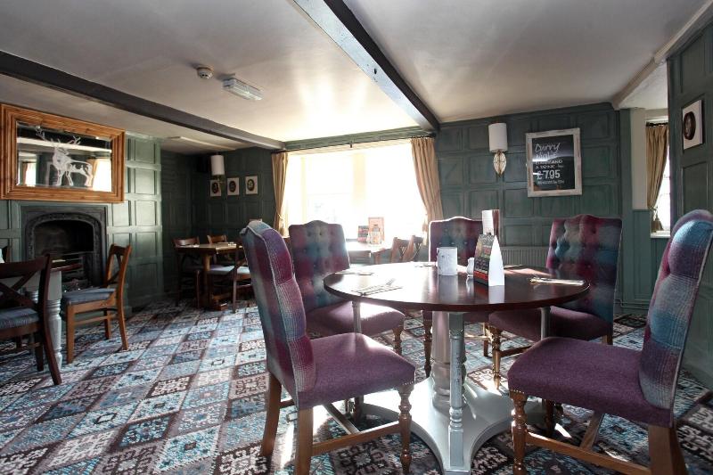 Original White Hart by Marstons Inns - Bar