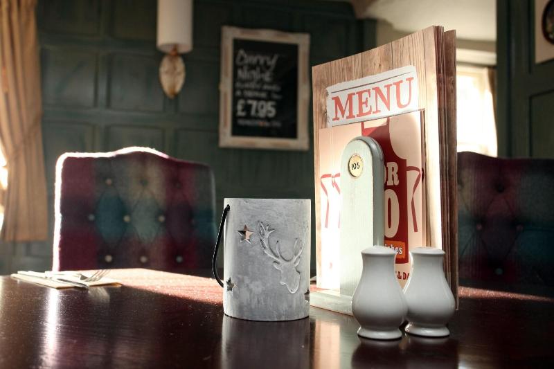 Original White Hart by Marstons Inns - Lobi