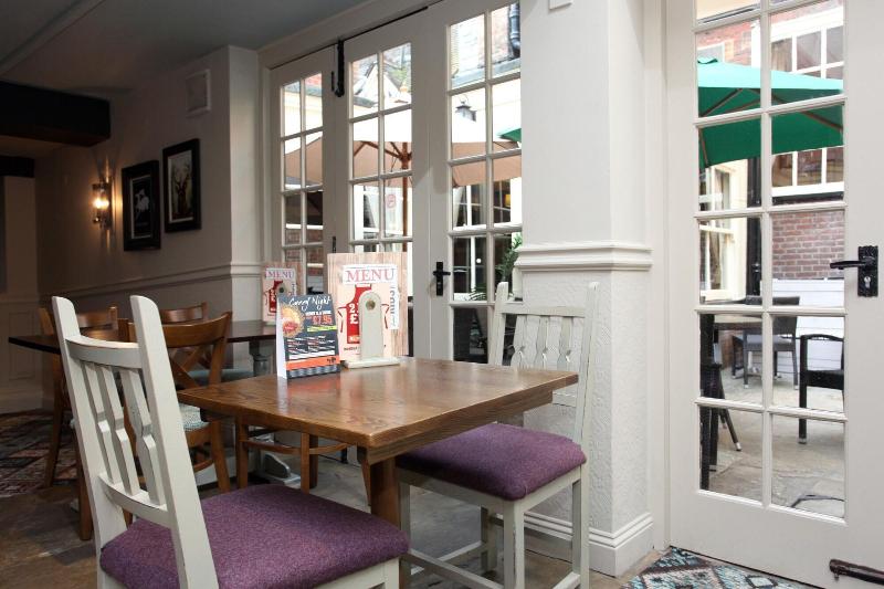 Original White Hart by Marstons Inns - Restoran