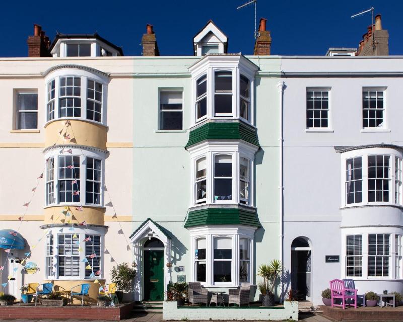 Channel View Guest House - Genel