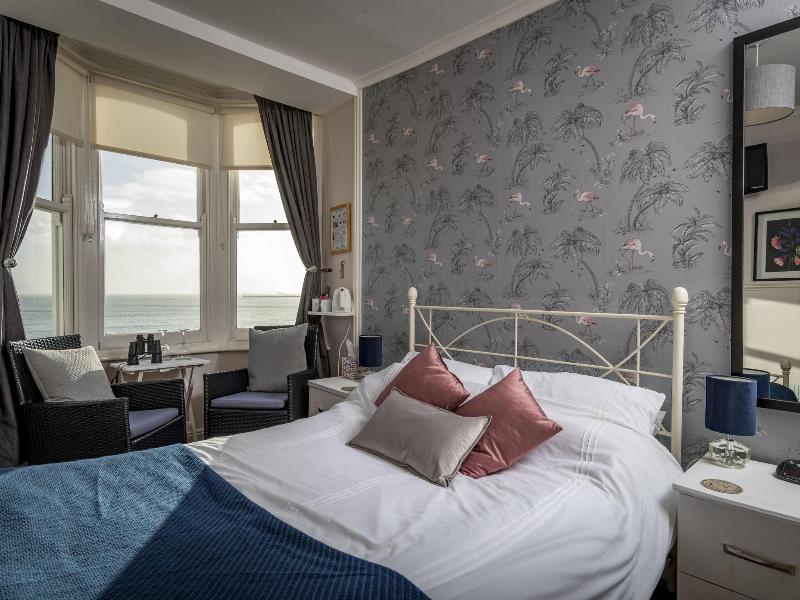 Channel View Guest House - Genel