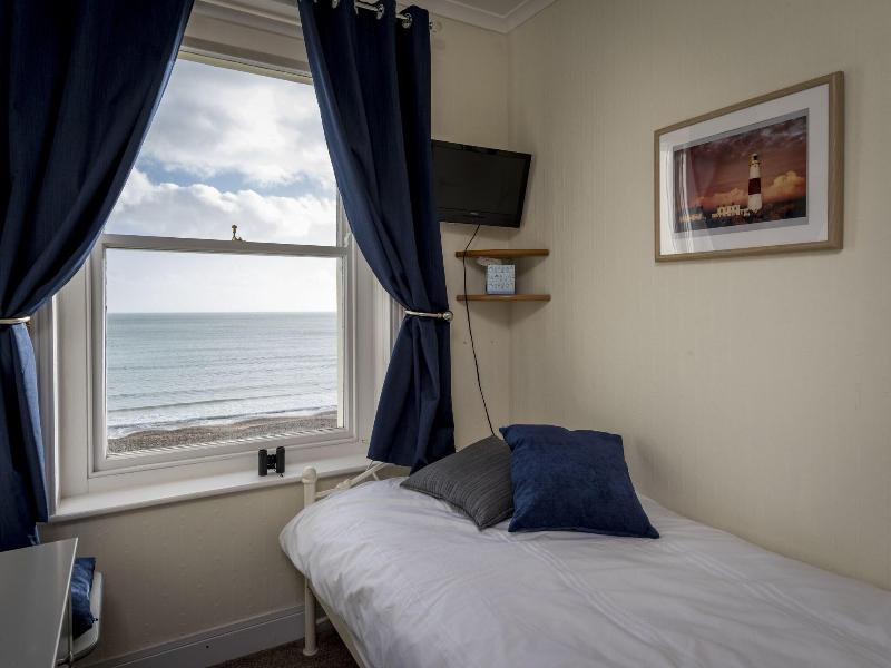 Channel View Guest House - Oda