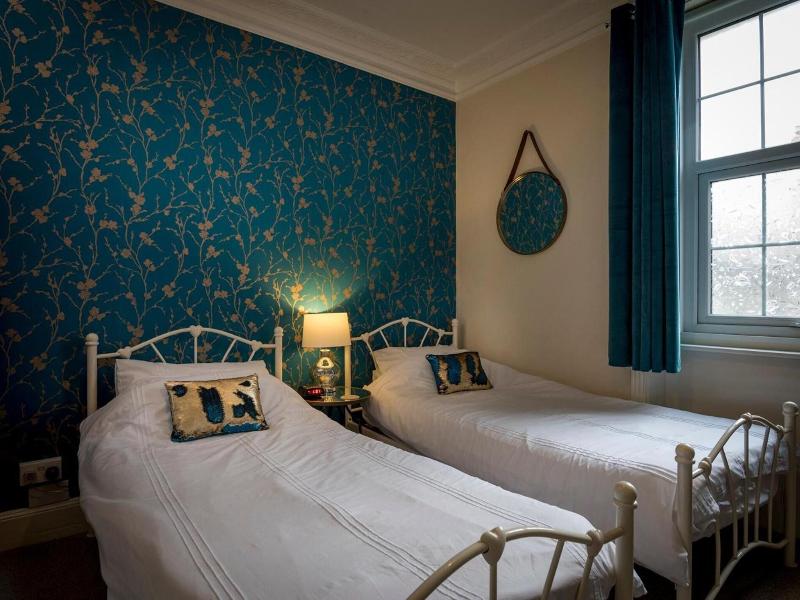Channel View Guest House - Oda