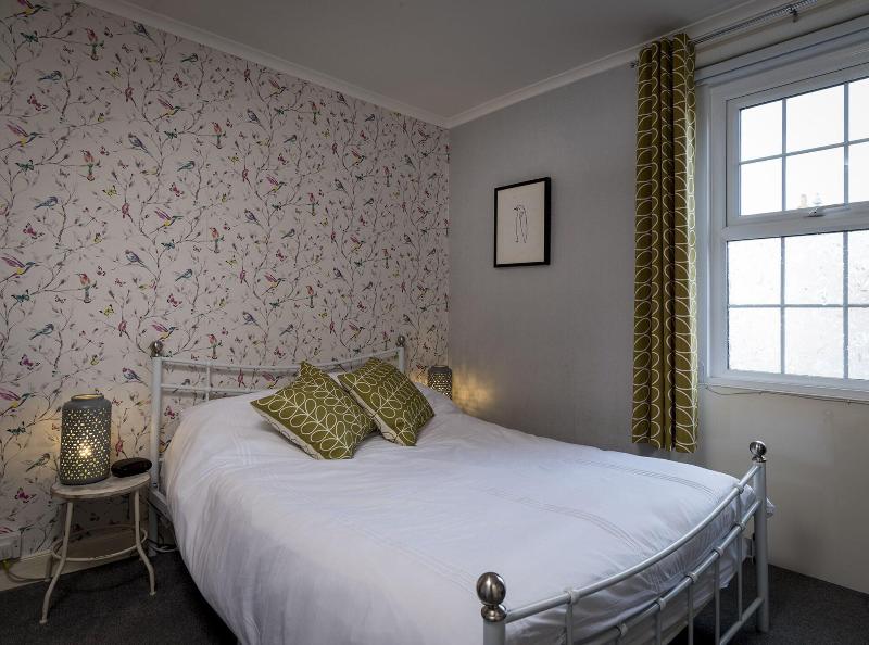 Channel View Guest House - Oda