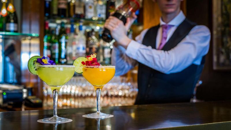 The Petersham Hotel - Bar