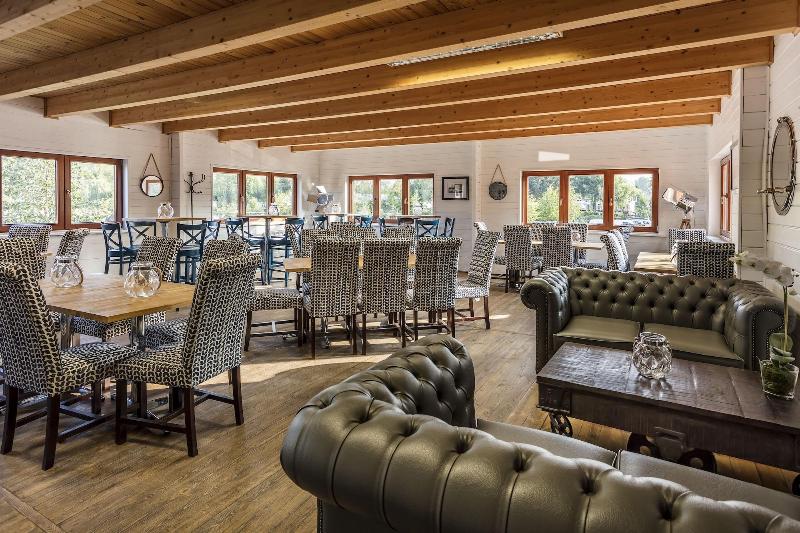 Roydon Marina Village - Restoran