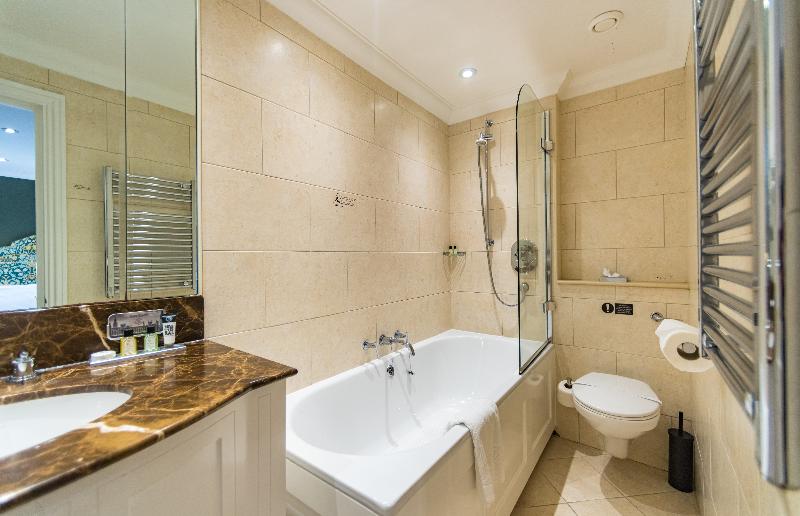 Elvetham Hotel - Oda