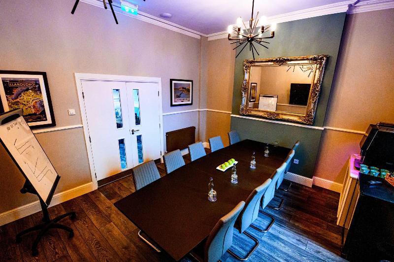 Regency Royal Hotel - Toplantı