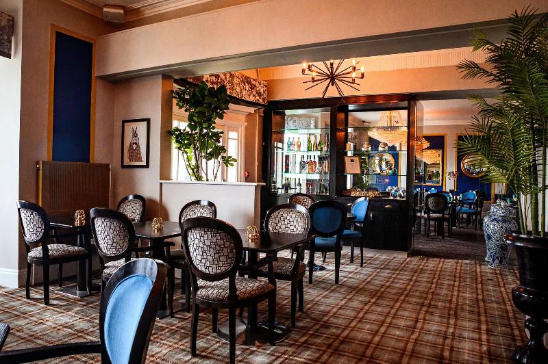 Regency Royal Hotel - Restoran