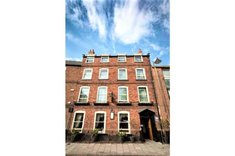 OYO The Townhouse - Genel