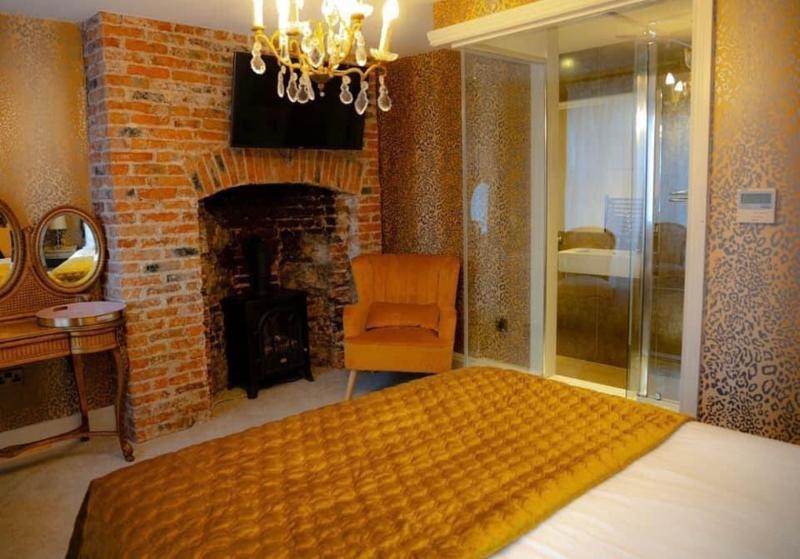 OYO The Townhouse - Oda