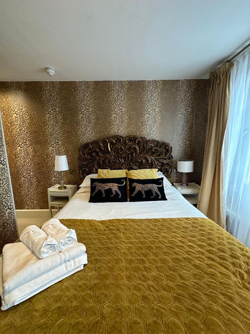 OYO The Townhouse - Oda