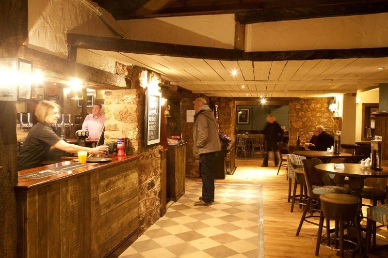 Waterloo Cross by Marstons Inns - Lobi