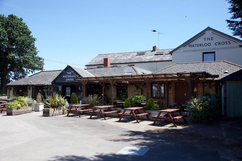 Waterloo Cross by Marstons Inns - Genel